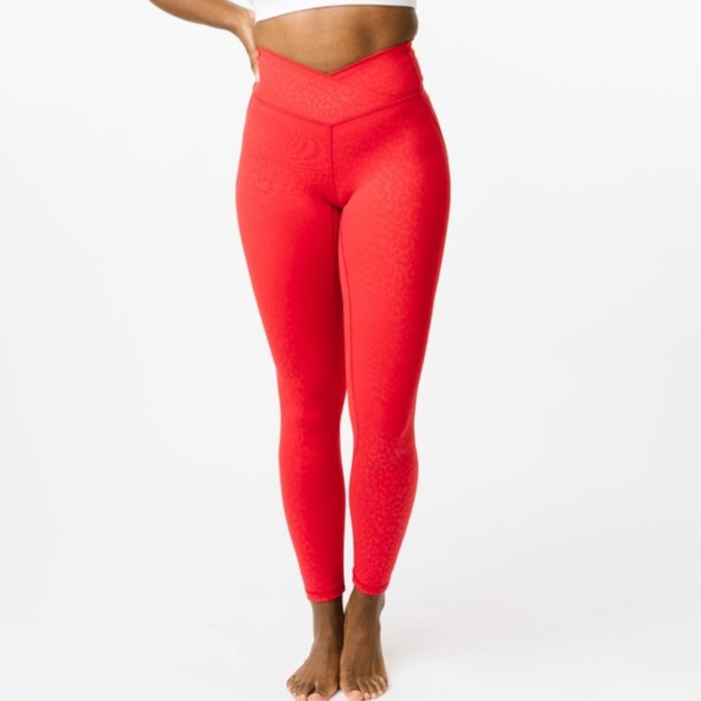 Zyia Red Leopard Scrunchy Light n Tight Hi-Rise Leggings